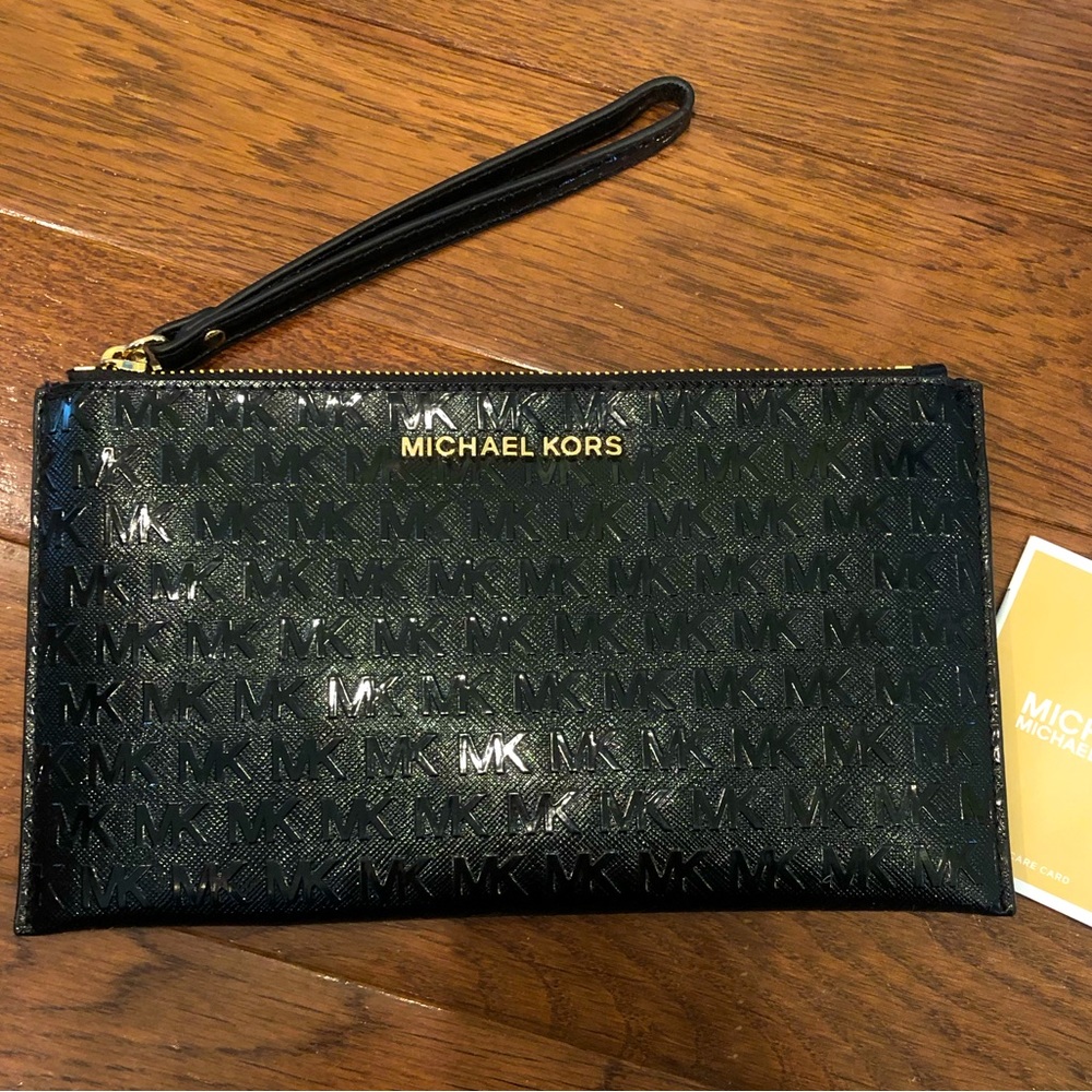 NWOT MK wallet/wristlet